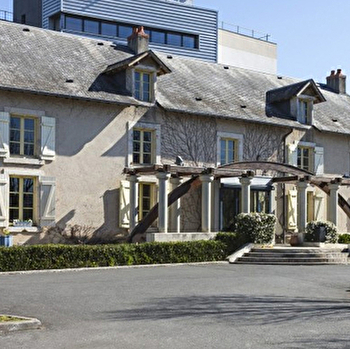 Hôtel le Paddock - MAGNY-COURS