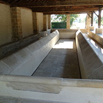 Lavoir - BUSSIERES