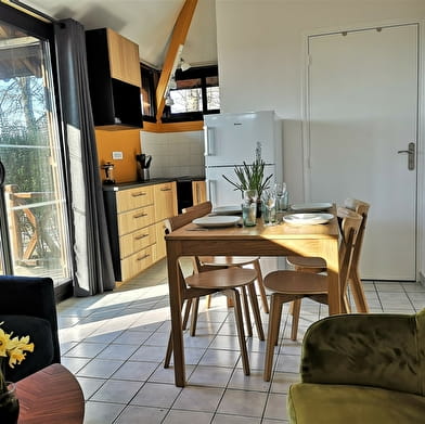 Location hébergements Chalets n°1 de 6 personnes Lac des Settons Morvan - Activital