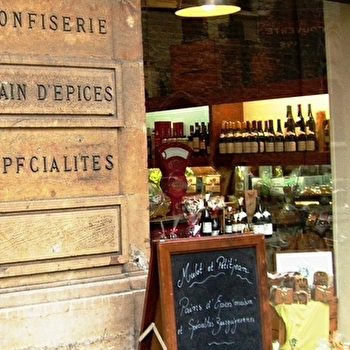 Mulot et Petitjean - Place Notre Dame - DIJON