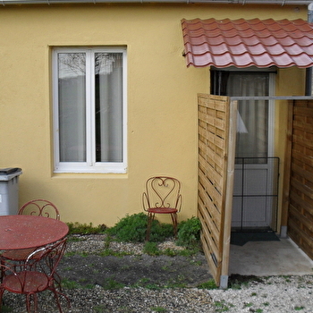 Aux 3 marches - SAINT-SYMPHORIEN-SUR-SAONE