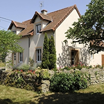 La Roche - SAINT-JULIEN-DE-CIVRY