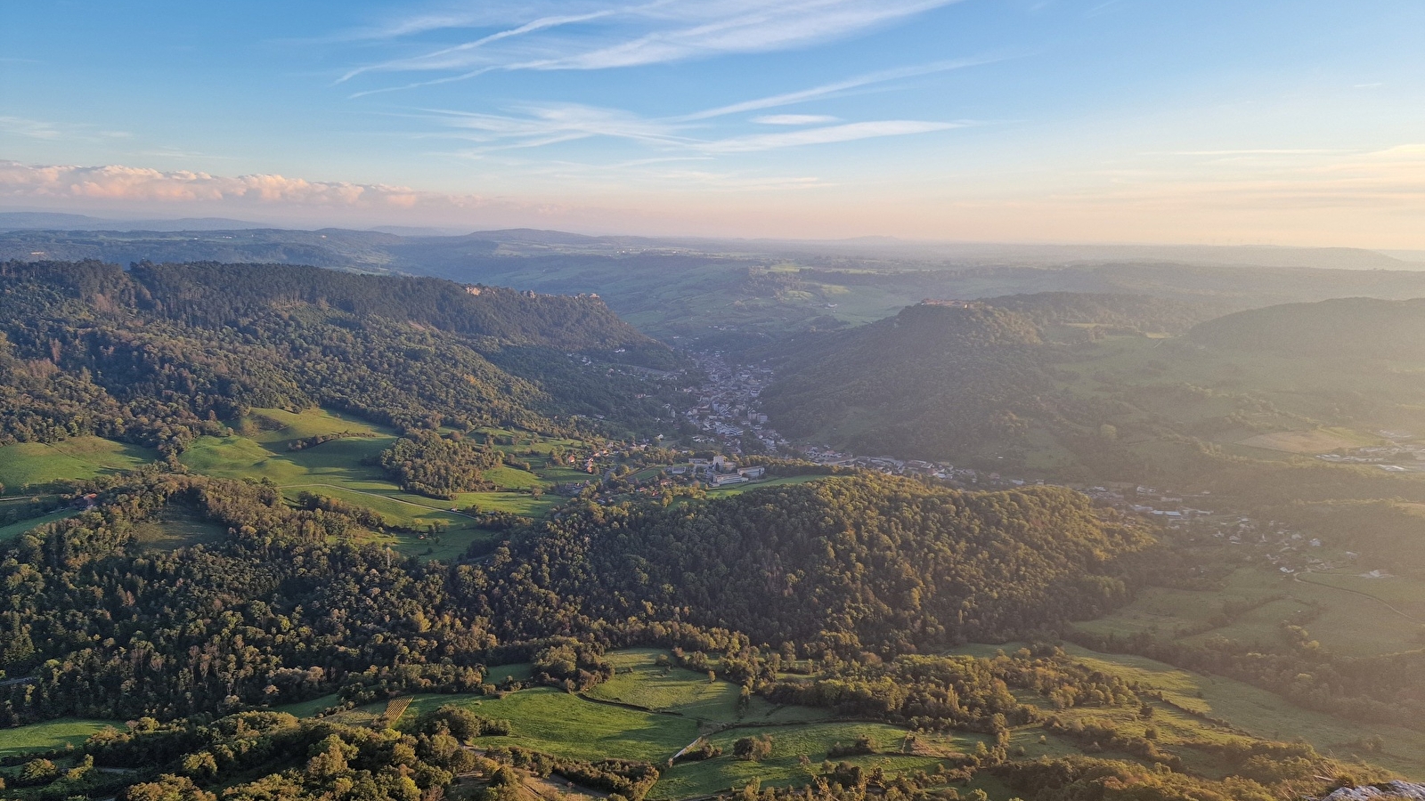 LE COEUR DU JURA EN TROIS SAVEURS : VIN, SEL ET COMTÉ