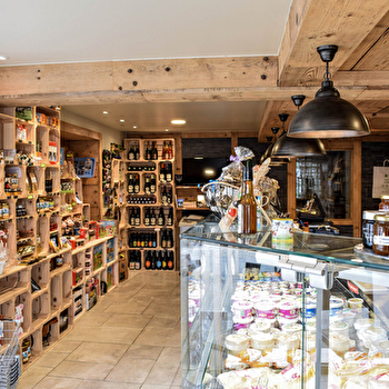Fromagerie Badoz - LES FOURGS