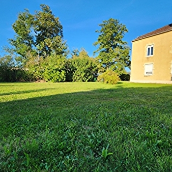 Le Clos Mauron - GRAY-LA-VILLE