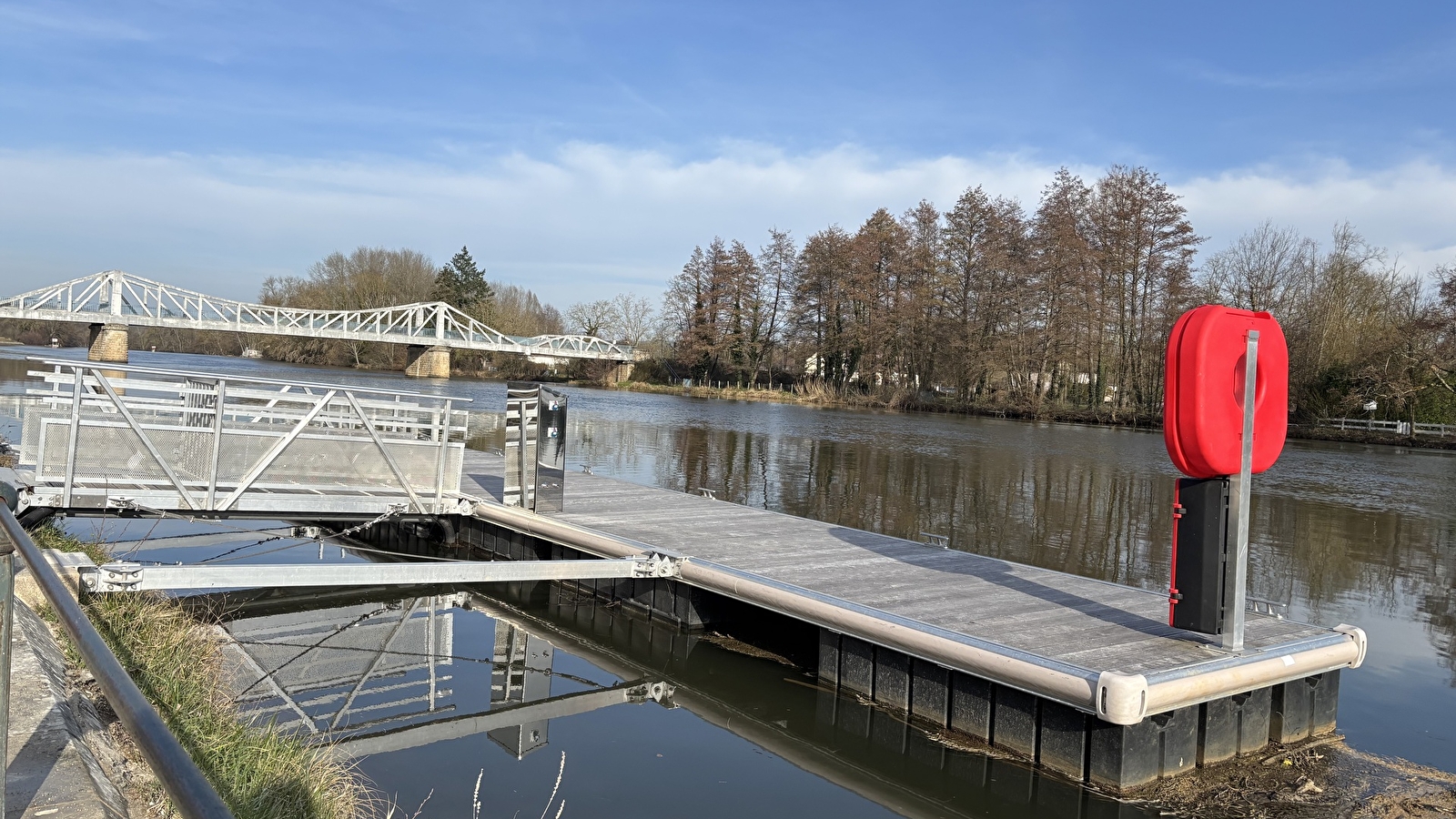 Halte nautique de Vaux - Passeur