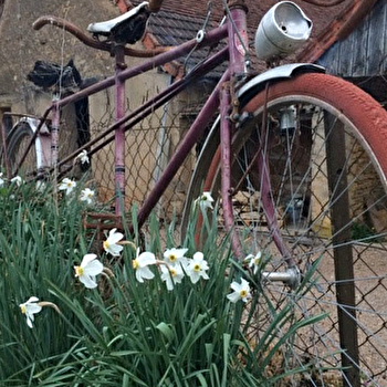 La Grange d'Hélix - OUROUX-SOUS-LE-BOIS-SAINTE-MARIE