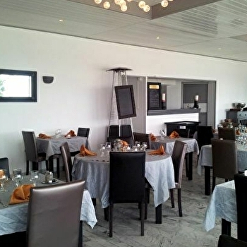 Restaurant Le Lac - VAIVRE-ET-MONTOILLE