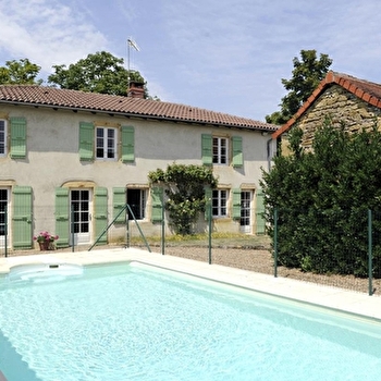 L'Amandier - FLEURY-LA-MONTAGNE