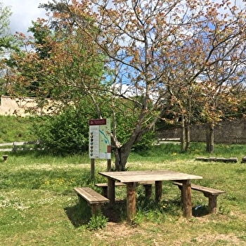 Aire de pique-nique 'Voie Verte' - IGUERANDE