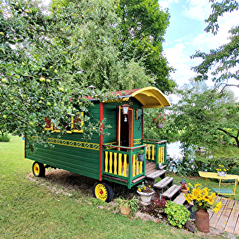 Les Roulottes de l'étang - PIERRECOURT