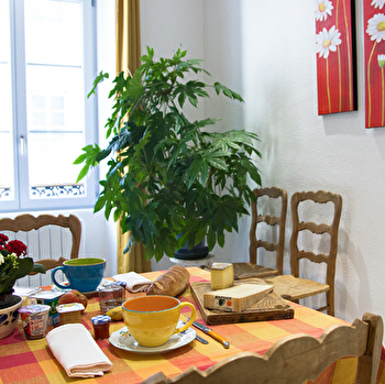 Le 5 - SALINS-LES-BAINS