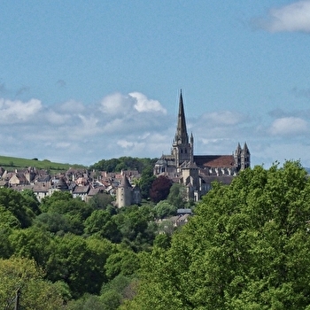 Marie Martinez - Guide conférencière - AUTUN