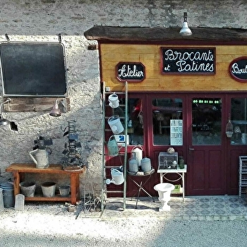 L'atelier patines et brocante de la Brocantine - FONTAINE-FRANCAISE