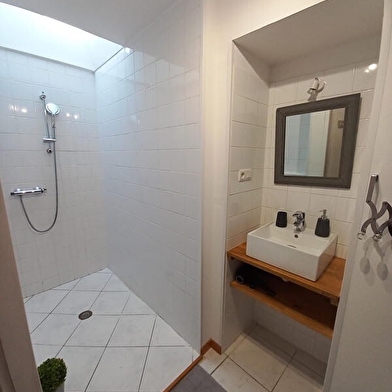 Auprès du Lavoir : le Beaurepaire