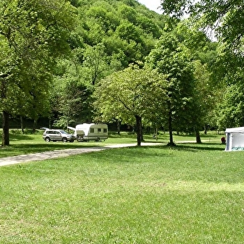 Camping municipal de la Toupe - BAUME-LES-MESSIEURS