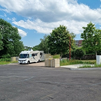 Aire de stationnement camping-car de Château-Chinon - CHATEAU-CHINON (VILLE)