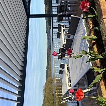 Hôtel Restaurant Les Terrasses Du Lac - CHAUMARD