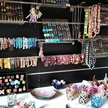 L'atelier des artistes - SAINT-JULIEN-DE-CIVRY