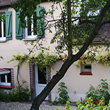 Gîte de Sérilly - ETIGNY