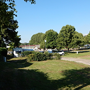 Camping municipal - Le Champ de Mars - SAINT-LAURENT-EN-GRANDVAUX