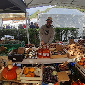 Les jardins et la conserverie de Théophile - CONFRACOURT