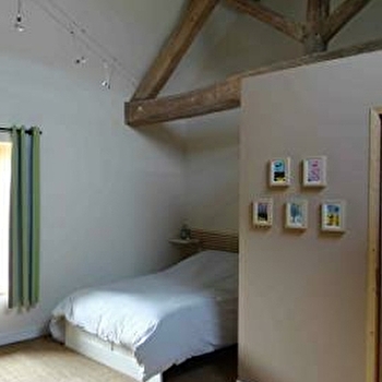 La Côte Monsieur - Gîte La Réserve de l'Ecureuil - Sanvigne Etivey