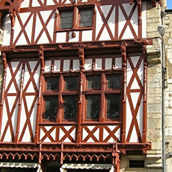 Mulot et Petitjean - Place Bossuet - DIJON