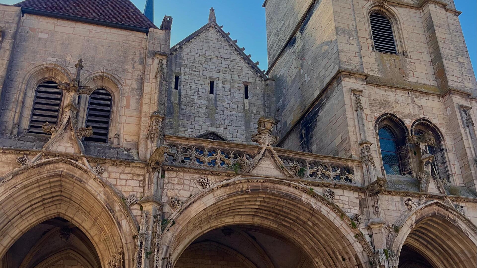 Montée à la tour - église Notre-Dame d'Auxonne