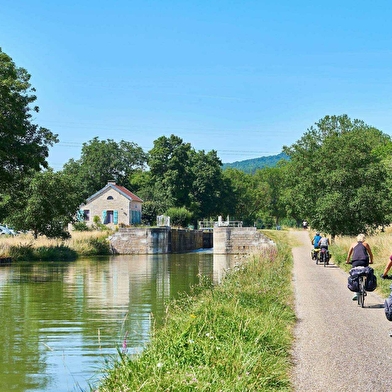 La 34S - Ecluse du Banet - Le Nid de l'Eclusier