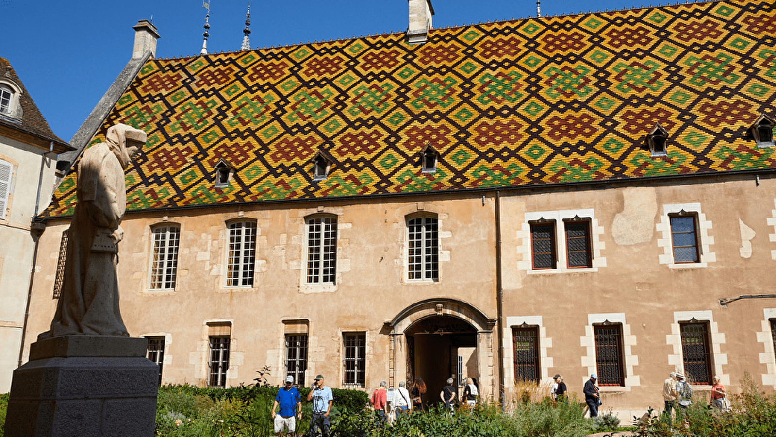 Hôtel-Dieu - Hospices de Beaune
Programmation 2025 - HUMANITÉ
Itinéraire hospitalier