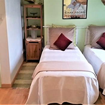 Chambres meublées Doubs séjour - VERDUN-CIEL