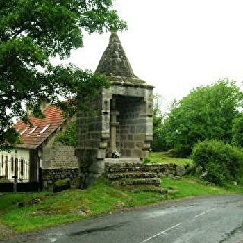 Edicule dit La Belle-Croix - UCHON