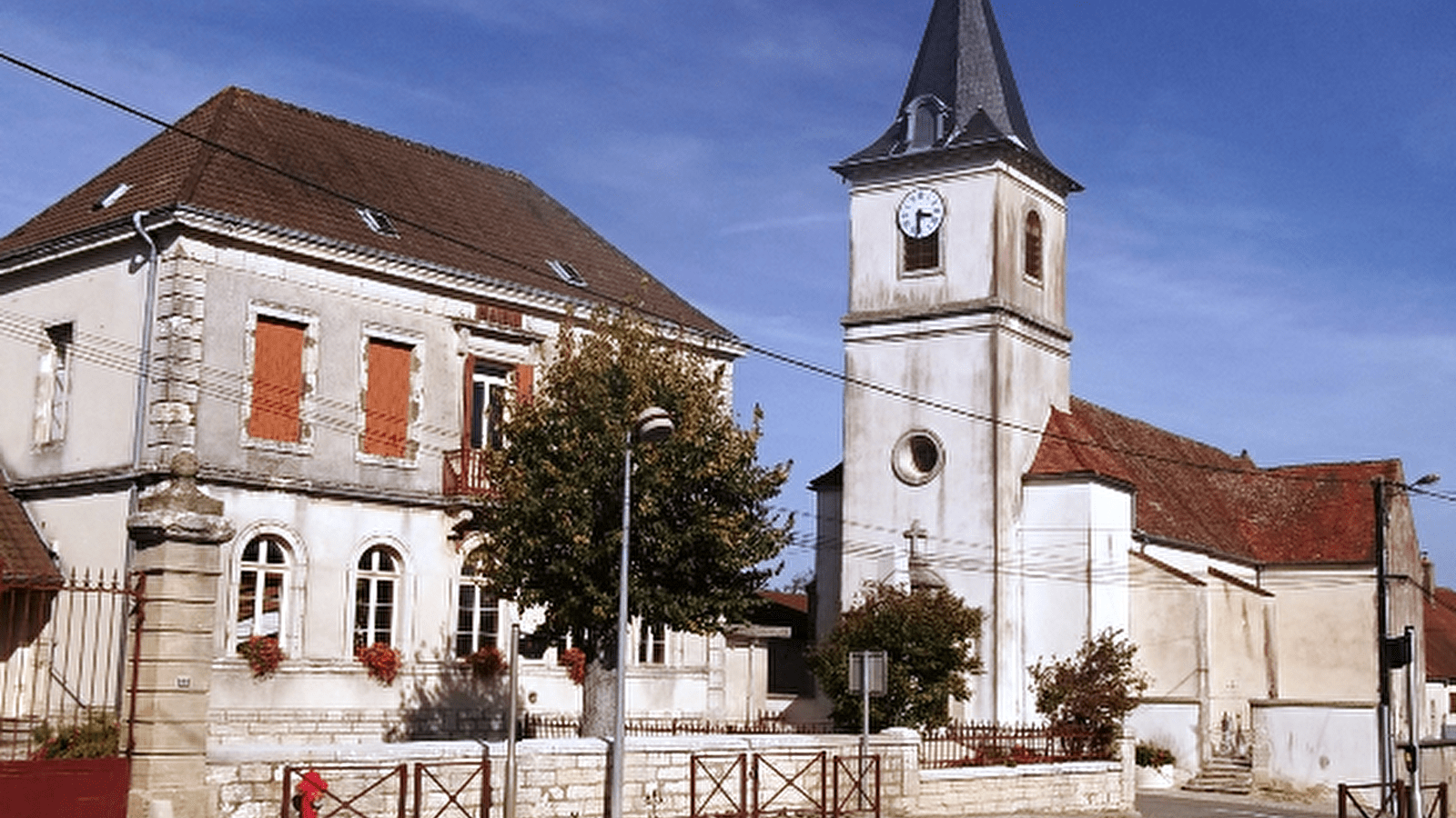 Aire de pique-nique - Binges