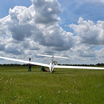 Les Planeurs de St Flo - Centre de Vol à Voile de Saint-Florentin - Chéu - CHEU
