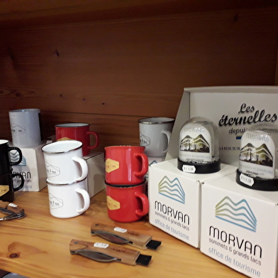 La boutique de l'Office de Tourisme Morvan Sommets & Grands Lacs - B.I.T de Lormes