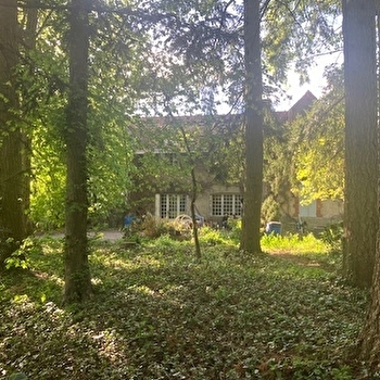 La Hutte d'Argo - CIRY-LE-NOBLE