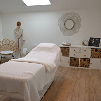 Maison l'atelier beauté - FONTAINES