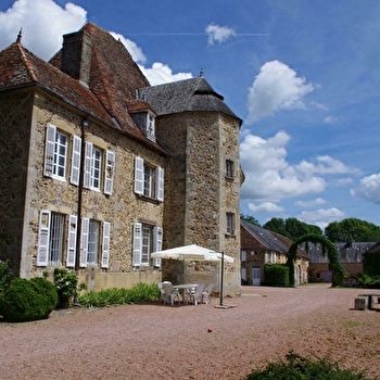 Gîte La Sellerie  - SEMELAY