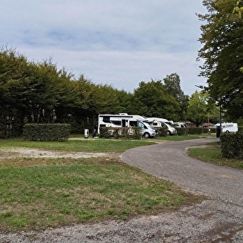 Camping de Louhans 'Les Trois Rivières' - LOUHANS