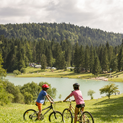Parcours VTT 68 bleu - Lac Genin et les bois de Puthod et des Millières - Espace FFC Ain Forestière