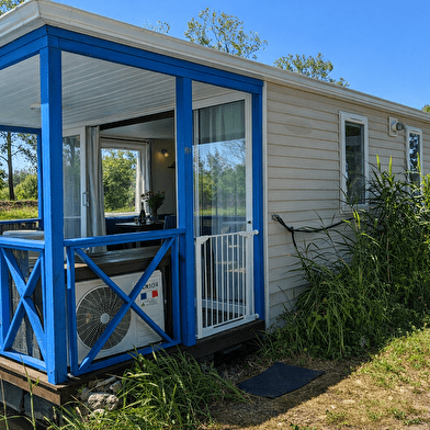 Cottage Flottant Insolite Liberty 