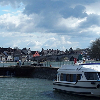 Halte nautique de Villeneuve-sur-Yonne - VILLENEUVE-SUR-YONNE