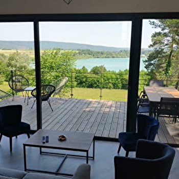 La Vue en Bleu - DOUCIER