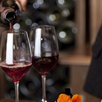 Hôtel Restaurant le Clos des Arts - Bar à vins - GEVREY-CHAMBERTIN