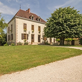 Au Grand Tilleul - CORCELLES-LES-CITEAUX