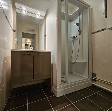 Le Cernois - Studio en résidence - P232VAC00