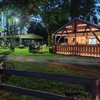 Camping-caravaning La Fontaine aux fées - RENAUCOURT