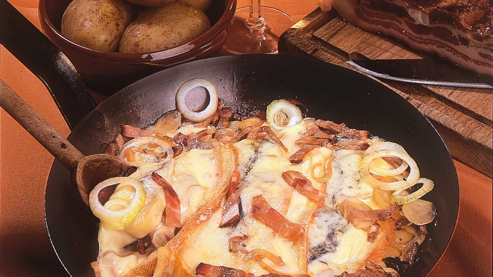 Repas dansant avec D.J à Autoreille