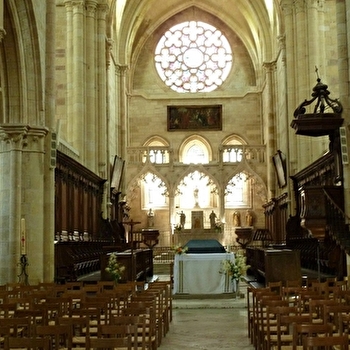 Abbatiale - SAINT-SEINE-L'ABBAYE